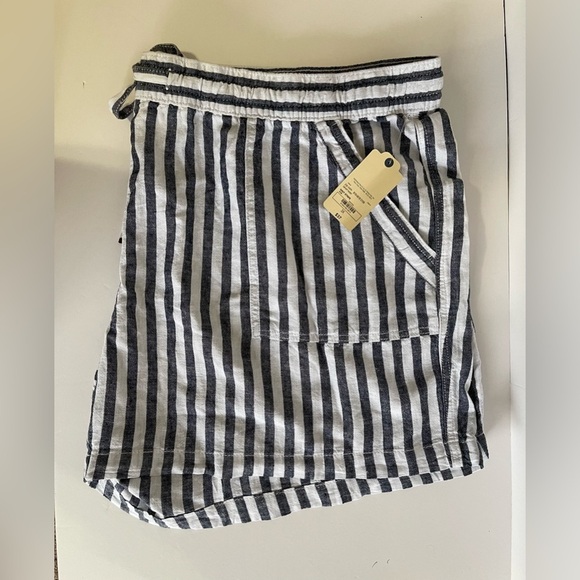 NWT 3XL St. John’s Bay Pin Stripe Short. - Picture 1 of 5